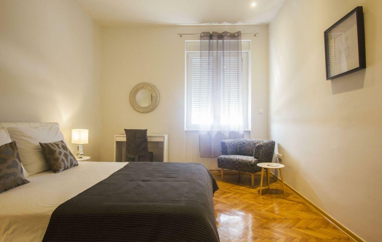 Ferienwohnung La Bayadere Split Exterior foto